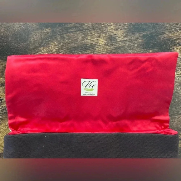 Viv Pickle Philadelphia | designer clutch bag. - Picture 6 of 11